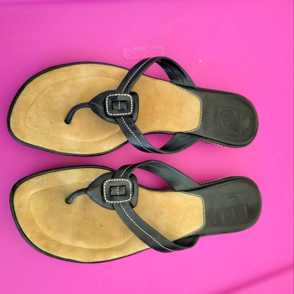 Cole Haan Sandals 7.5 black leather